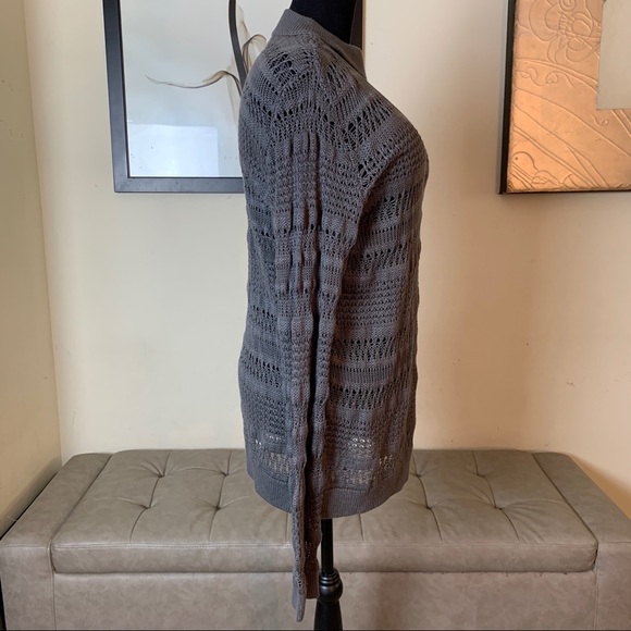 Grey sweater - Picture 2 of 10